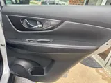 2018 Nissan Rogue photo 28
