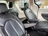 2020 Chrysler Voyager photo 13