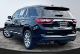 2020 Chevrolet Traverse photo 3
