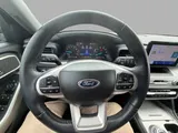 2023 Ford Explorer photo 19