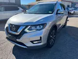 2019 Nissan Rogue photo 1