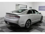 2017 Lincoln MKZ photo 4