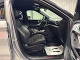 2023 Ford Explorer photo 25