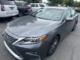 2016 Lexus ES 350 photo 1