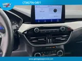 2022 Ford Escape photo 16