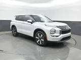 2026 Mitsubishi Outlander photo 33