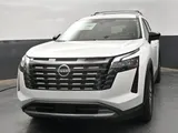 2026 Nissan Pathfinder photo 3
