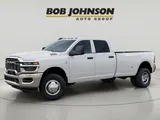 2026 Ram 3500 photo 4