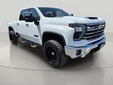 2024 Chevrolet Silverado 2500HD photo 1