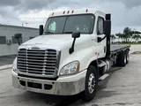 2018 FREIGHTLINER CASCADIA photo 3