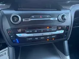 2020 Ford Explorer photo 27