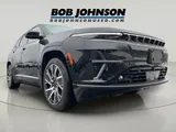 2025 Jeep Wagoneer S photo 6
