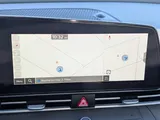 2025 Hyundai Elantra photo 17