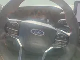 2025 Ford Explorer photo 14