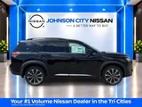 2026 Nissan Pathfinder photo 3