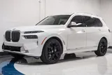 2025 BMW X7 photo 4
