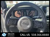 2026 Jeep Gladiator photo 20
