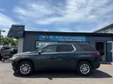 2019 Chevrolet Traverse photo 2
