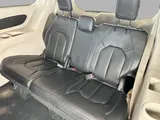2022 Chrysler Pacifica photo 17