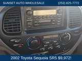 2002 Toyota Sequoia photo 31