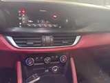 2020 Alfa Romeo Stelvio photo 18
