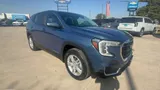 2024 GMC Terrain photo 2