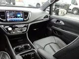 2025 Chrysler Pacifica photo 15
