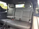 2026 GMC Yukon photo 18