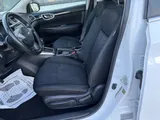 2019 Nissan Sentra photo 7