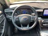 2020 Ford Explorer photo 5