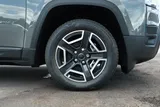 2026 Jeep Cherokee photo 5