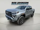 2024 GMC Canyon photo 3
