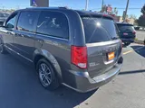 2017 Dodge Grand Caravan photo 4