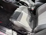 2014 Ford Fiesta photo 25