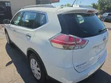 2016 Nissan Rogue photo 3