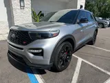 2022 Ford Explorer photo 3