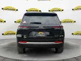 2026 Jeep Grand Cherokee photo 4