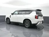 2026 Nissan Armada photo 4