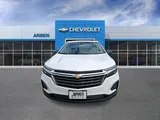 2024 Chevrolet Equinox photo 2