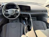 2024 Hyundai Elantra photo 16