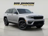 2025 Jeep Grand Cherokee photo 1