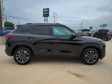 2026 Chevrolet Trailblazer photo 2