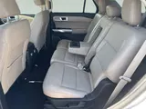 2021 Ford Explorer photo 20