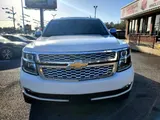 2018 Chevrolet Suburban photo 2