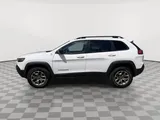 2022 Jeep Cherokee photo 6