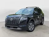 2026 Nissan Pathfinder photo 3