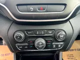 2020 Jeep Cherokee photo 20