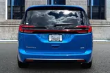 2027 Chrysler Pacifica photo 4