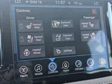 2017 Chrysler Pacifica photo 22
