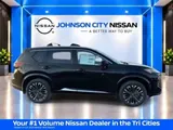 2026 Nissan Rogue photo 3